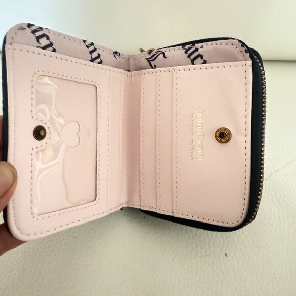 JUICY COUTURE JUICY ROMANCE HOBO BAG & WALLET BLACK BEIGE BOW KEY FOB - Picture 8 of 9